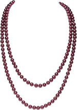 Caiyao retro pearl necklace worn on model