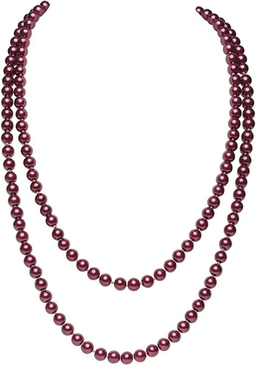 Caiyao retro pearl necklace worn on model