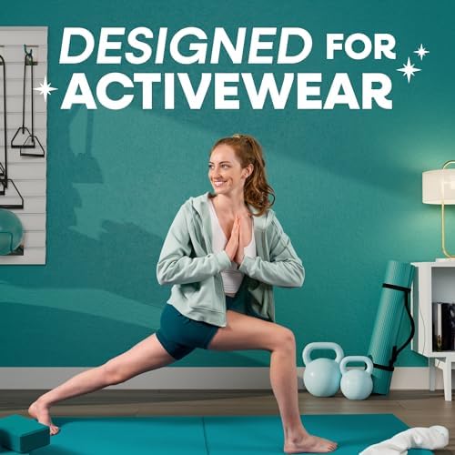 Odor eliminating activewear detergent pacs for synthetic fabrics