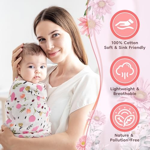 Fortuning's JDS mommy and baby gift hamper focusing on the stylish cotton tote bag and infant socks.