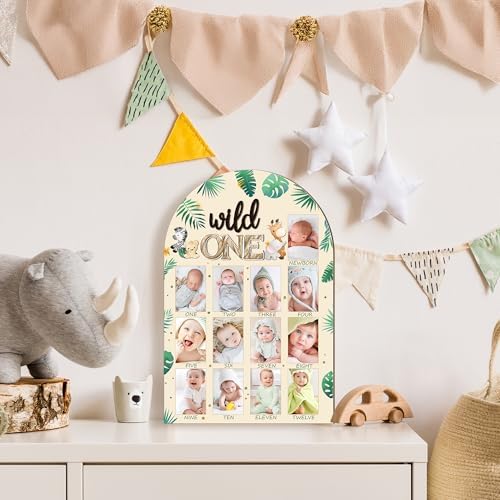 Close up of 3D Wild One lettering on R HORSE baby picture display frame