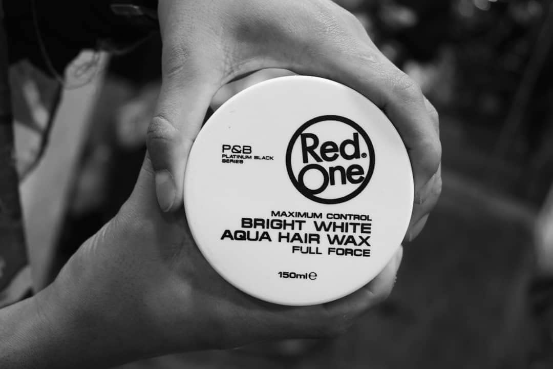 Red One Bright White Aqua Hair Wax 150ml - Image 3