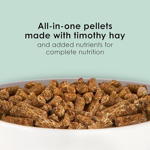 Nutritional label of Kaytee Timothy Complete Guinea Pig Food showcasing premium USA sourced ingredients.