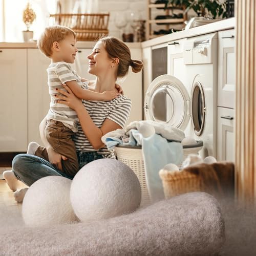 Premium laundry accessories pack highlighting the reusable wool balls for energy efficient drying.