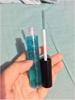 Texture shot of the lightweight clump free clear gel on a mascara brush