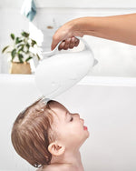 Skip Hop tear-free bath rinser handle view