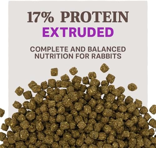 Nutritional label view of Blue Seal Show Hutch Deluxe pellet food for show rabbit health.