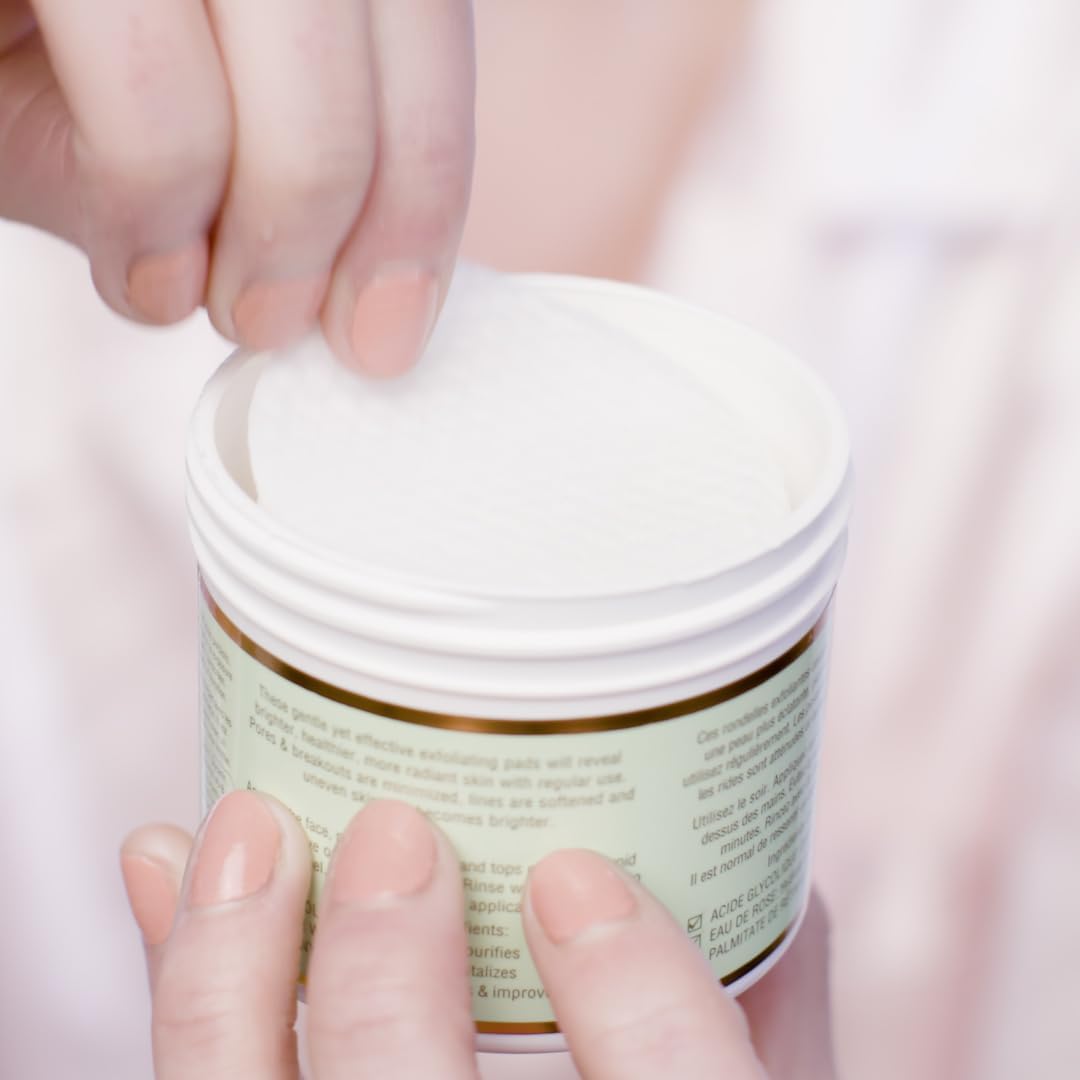 Pixi beauty chemical exfoliation treatment pads for shrinking pores close up