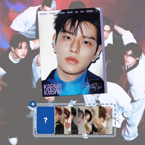 Stray Kids fourth studio album components displaying the CD-R and photobook layout.