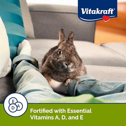 Nutritious rabbit formula with omega fatty acids for soft fur and skin support.