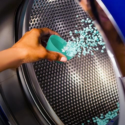 Comparison of Downy scent booster beads vs liquid detergent for long lasting laundry fragrance.