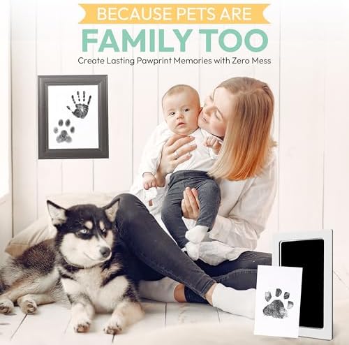 The detailed smudge free infant footprint impression created by Tiny Gifts.