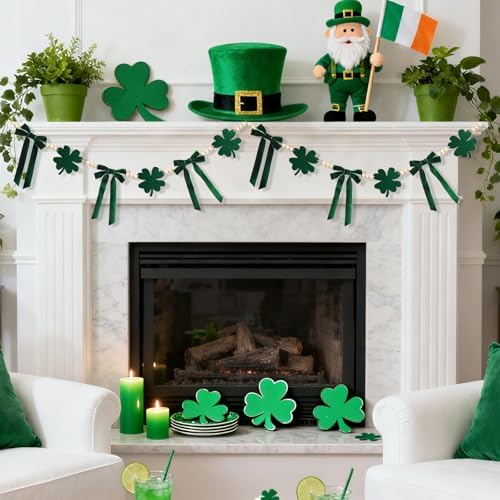 CRAFLOX green four leaf clover banner showcasing detailed polyester felt fabric and ribbon bows