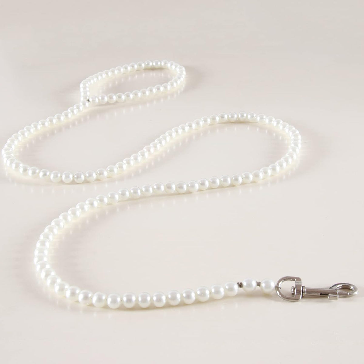 Stainless steel wire pet lead with imitation pearls