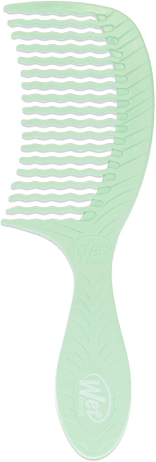 Wet Brush wide tooth hair comb showing WaveTooth design
