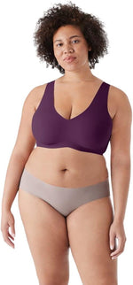 True & Co wire-free pullover bra tag and interior banding details.