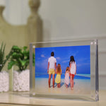Meetu clear picture frame displaying horizontal landscape photo