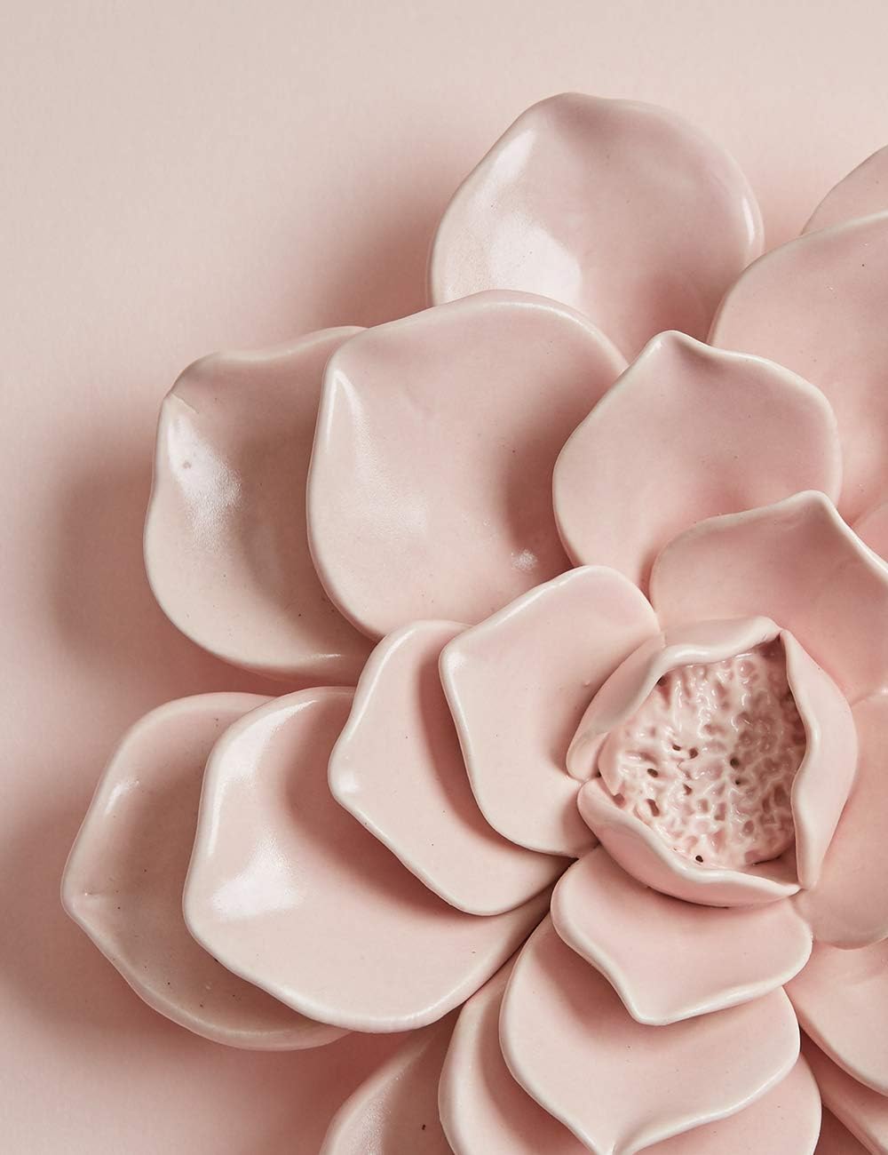 SEINHIJO decorative porcelain wall sculpture styled in a cafe interior