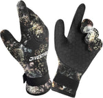 Skyone kayaking gloves in action
