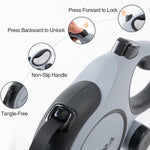 One-handed brake and lock button on Pina dog leash