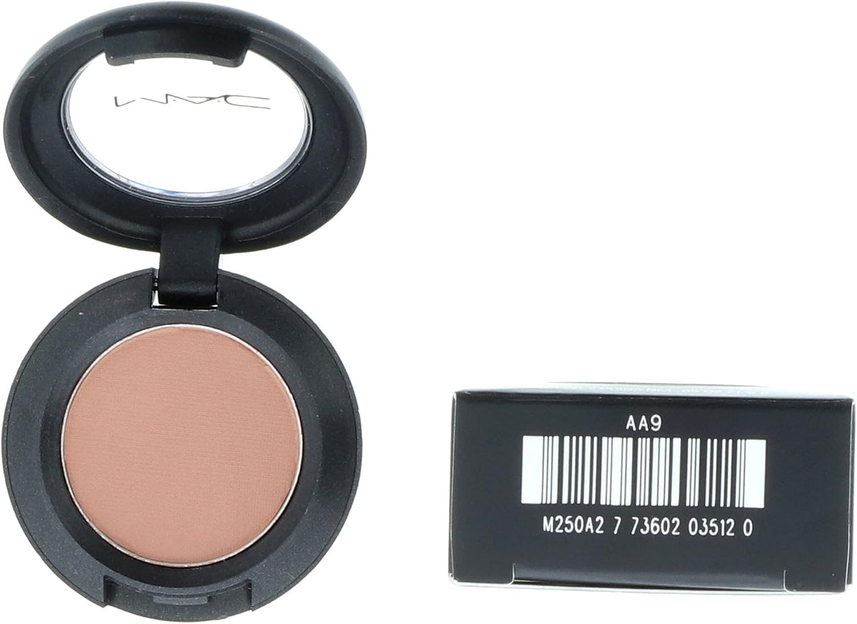 MAC crisp white eyeshadow pan texture