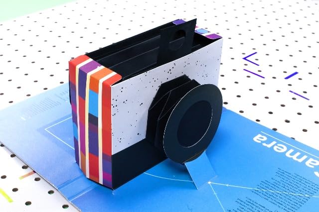 This Book is a Camera: A Pop-up Book Camera - Image 3