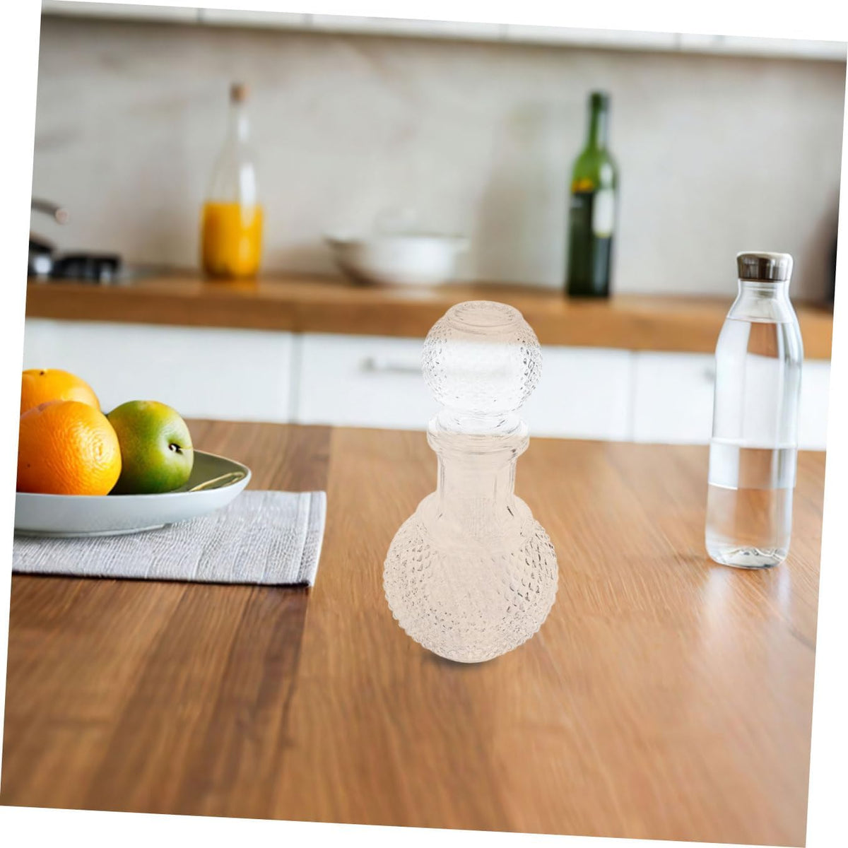 NAMOARLY glass wine decanter side perspective