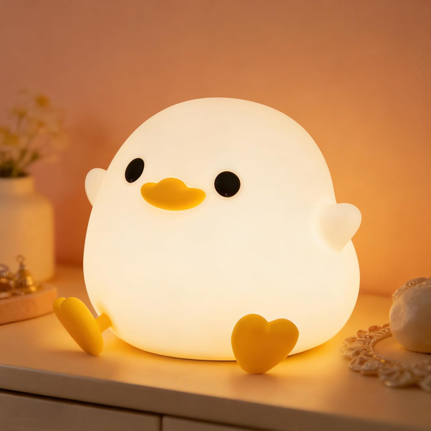 Famiduo Dodo Duck Night Light front view cute desk lamp