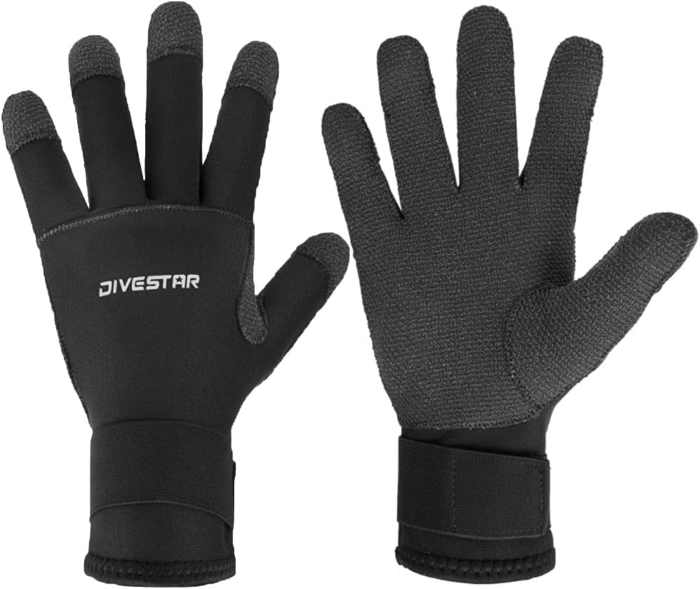 Skyone water sports gloves full set packaging