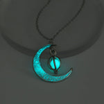 EEQQBZ luminous moon pendant close up angle