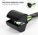 Water rinsing off the hydrophobic non stick plastic scooper surface.