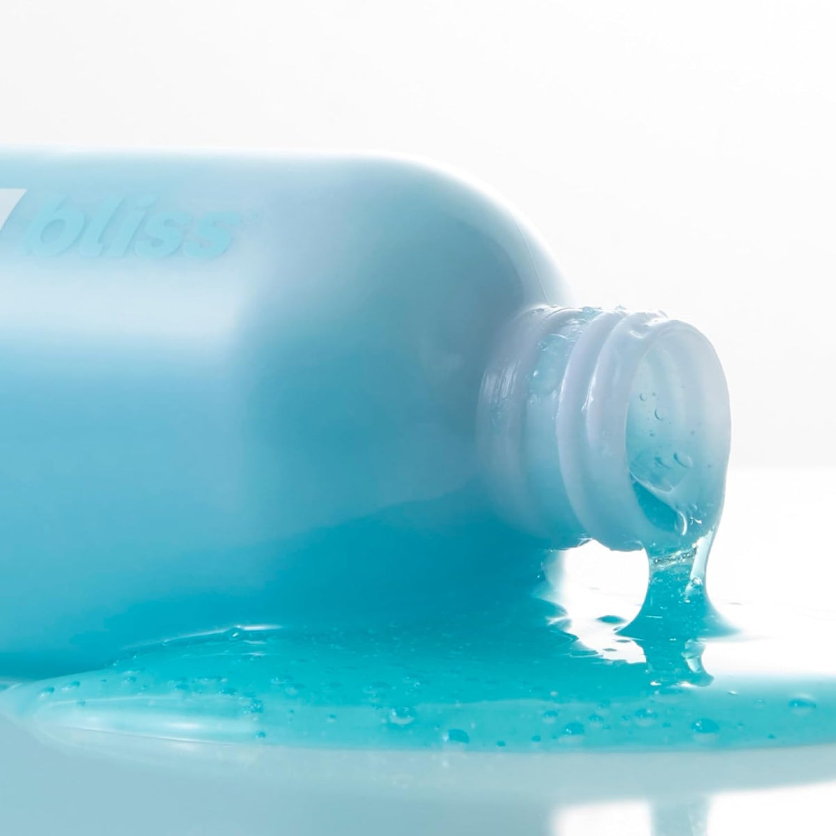 Bliss Fab Foaming 2-in-1 Cleanser and Exfoliator lifestyle shot