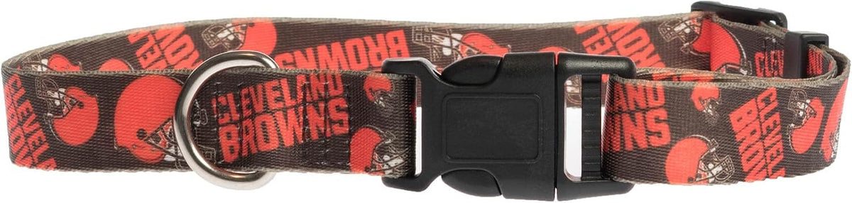Little Earth NFL dog collar close-up of team graphics