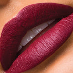 Maybelline liquid lipstick applicator wand close up