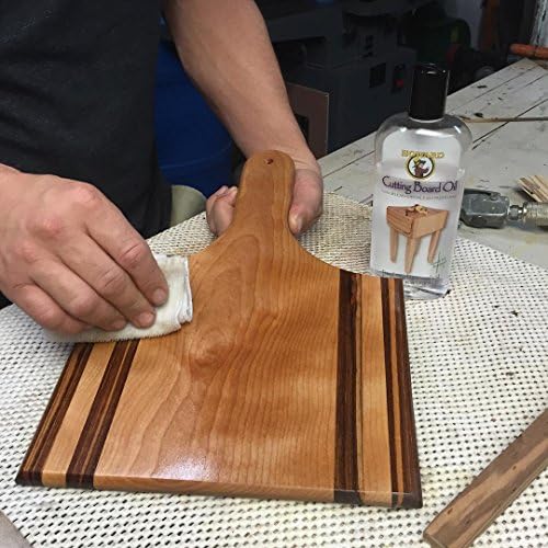 Howard Products cutting board oil bottle packaging detail
