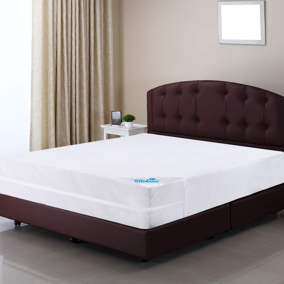 Biloban breathable mattress protector fabric close up