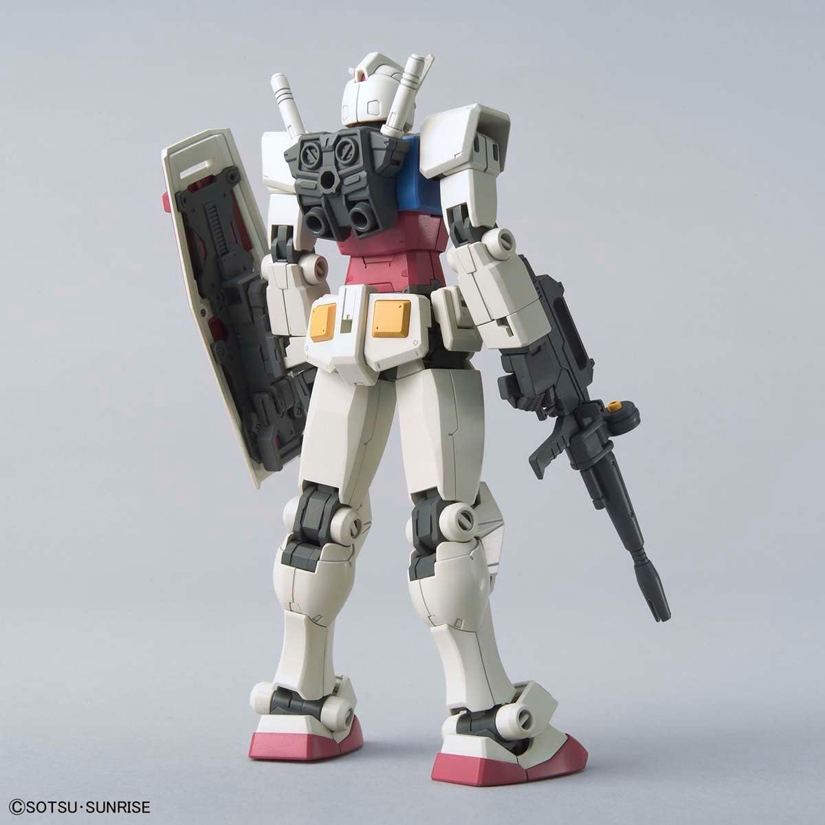 Bandai Hobby RX-78-2 Gundam dynamic battle posing display