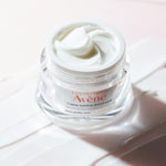 Texture of Avene Revitalizing Nourishing Cream for dry skin