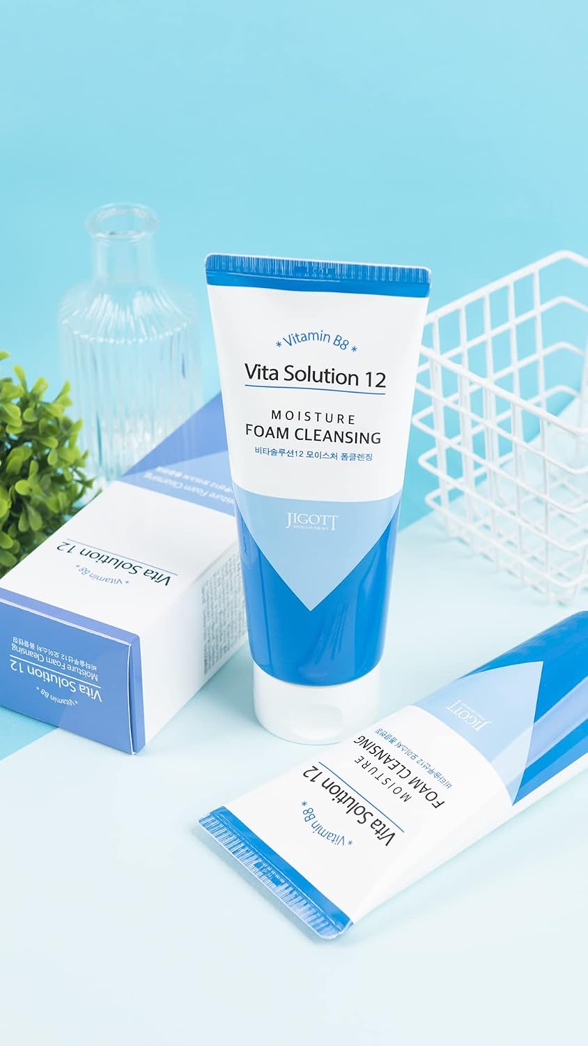 Detailed label of Jigott Vita Solution 12 foam cleanser