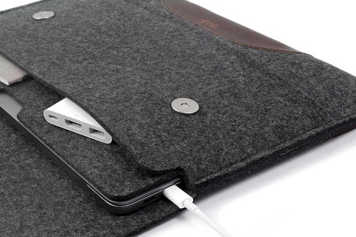 Pack And Smooch wool felt laptop sleeve angled profile