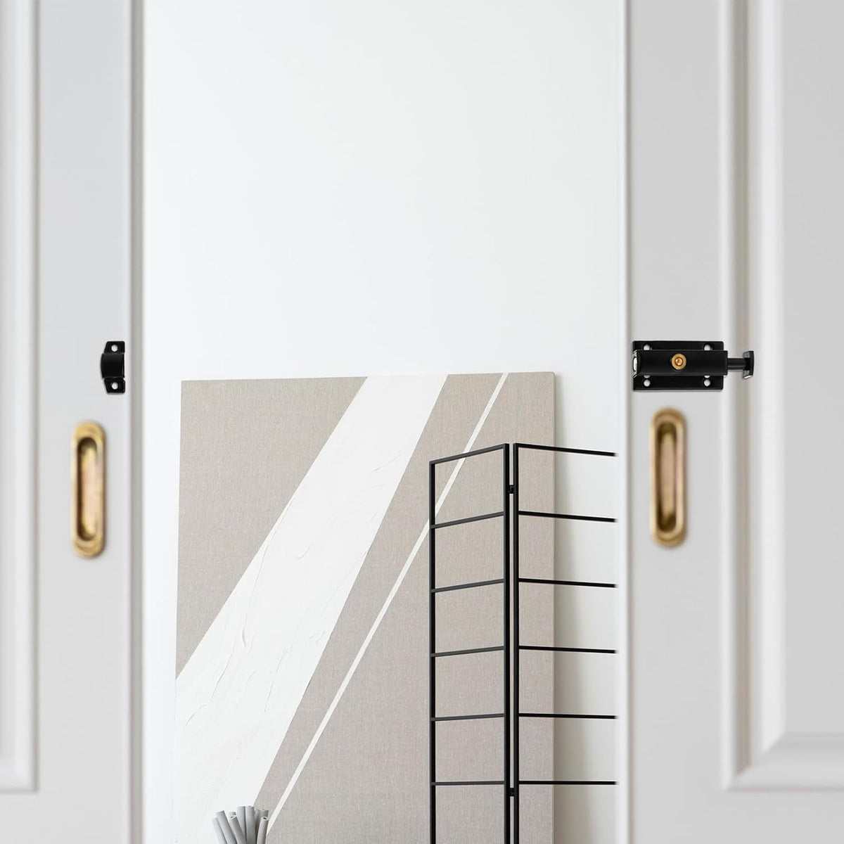 Hariendny heavy duty bolt latch installed on wooden door