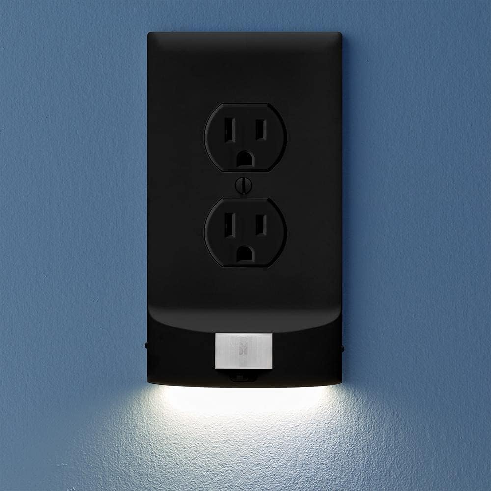 SnapPower duplex outlet cover plate packaged for shipping