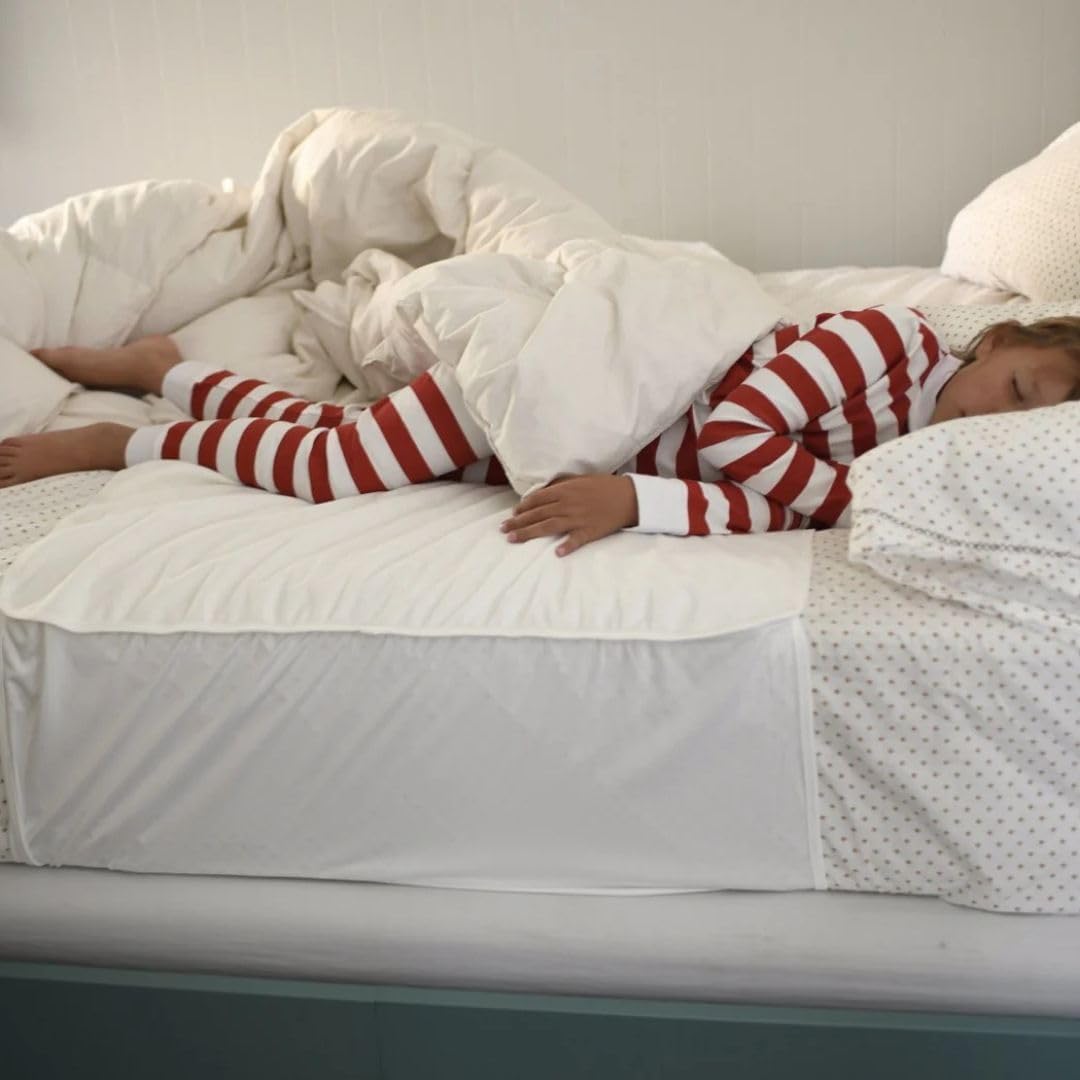 Peejamas super absorbent waterproof mattress protector front view