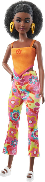 Barbie Fashionistas Doll #198, Petite with Curly Black Hair, Retro Floral Clothes & Accessories Including Platform Sandals & Earrings - Image 5