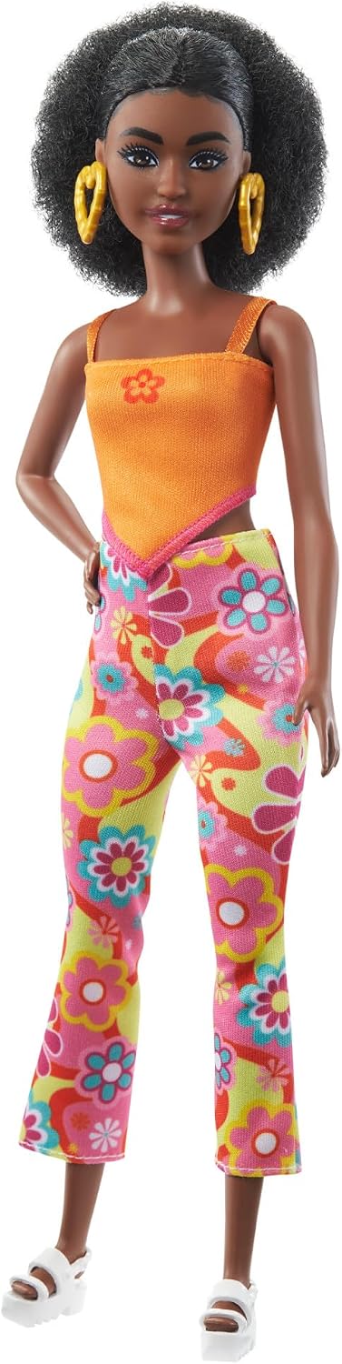 Barbie Fashionistas Doll #198, Petite with Curly Black Hair, Retro Floral Clothes & Accessories Including Platform Sandals & Earrings - Image 5