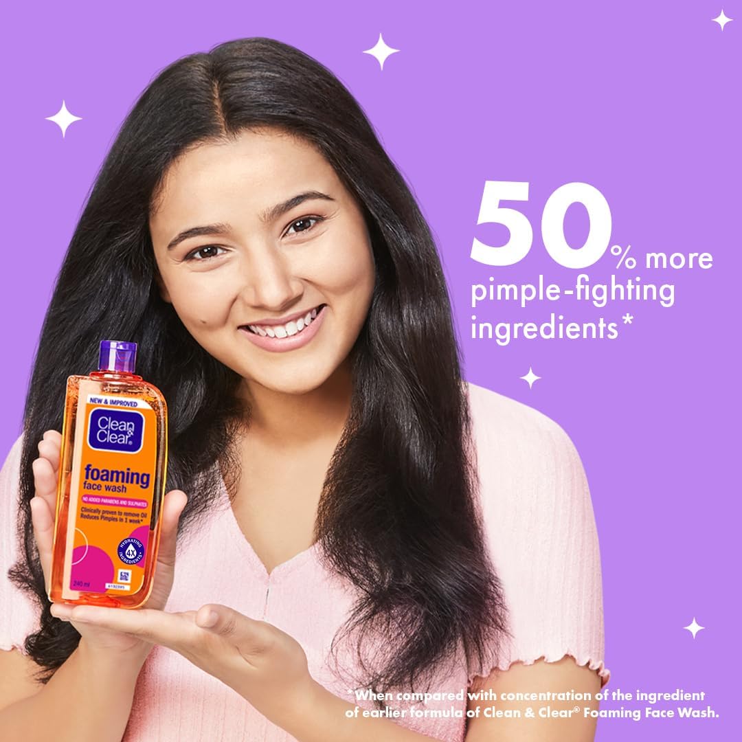 Clean And Clear Skincare daily routine application shot