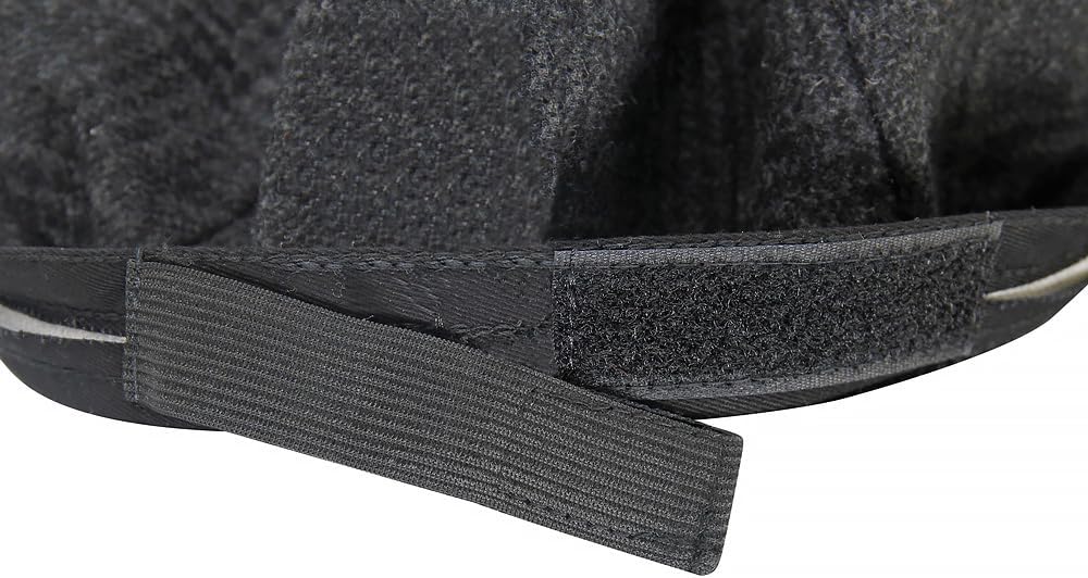 Jerague wool newsboy hat herringbone texture close up