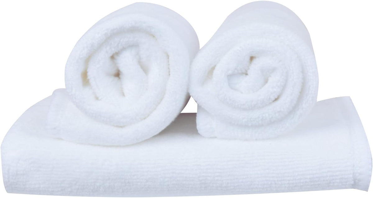 Sinland fast drying travel towel in gym bag