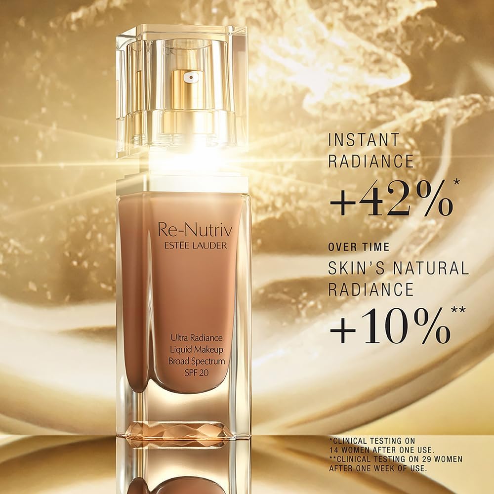 Texture swatch of Estee Lauder Re-Nutriv Ultra Radiance Foundation