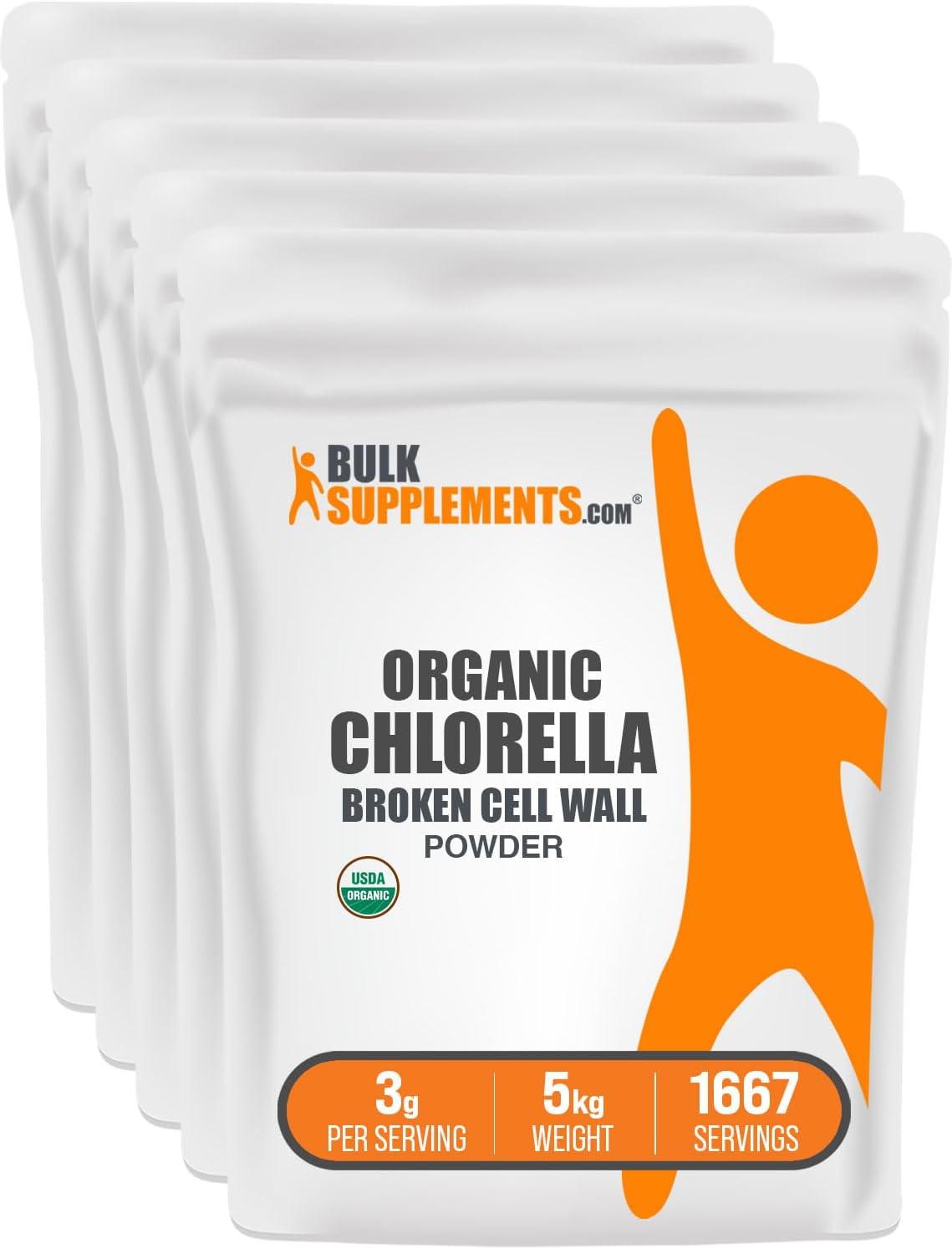 A measuring spoon containing three grams of clean chlorella algae powder for daily dosage.